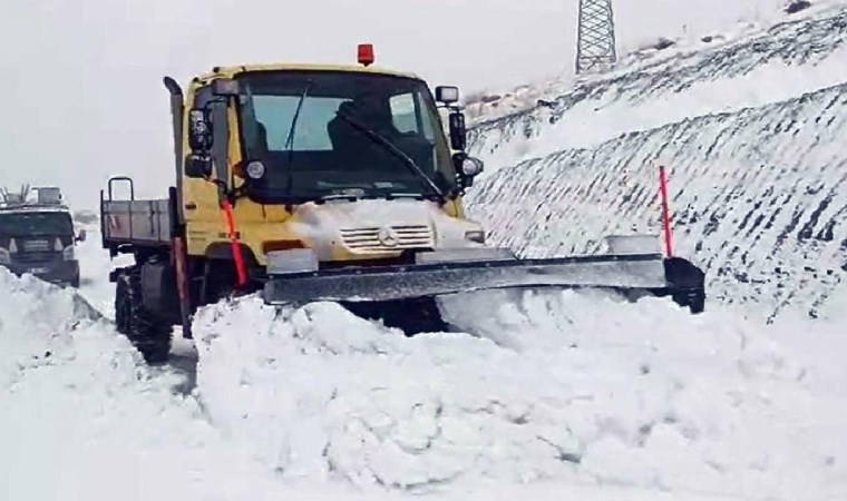 Şırnak, Siirt ve Bingöl'de 131 yerleşim yerine ulaşım sağlanamıyor