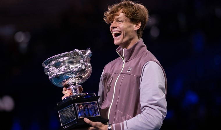 İtalyan raket tarih yazdı