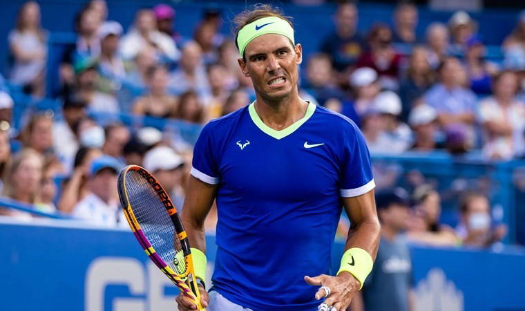 Rafael Nadal'ın raketi açık artırmayla satıldı: Fiyatı dudak uçuklattı!