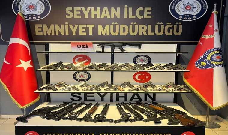 Adana'da ruhsatsız 39 silah ve çelek yelek ele geçirildi