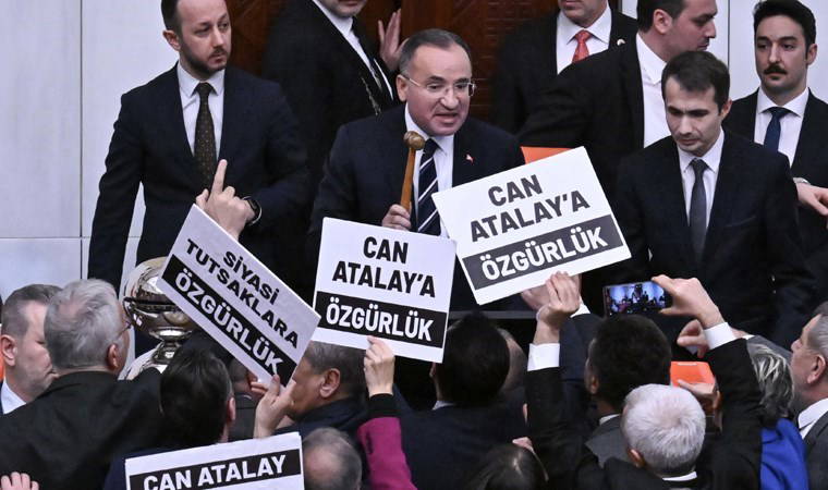 CHP'li Gökhan Günaydın'dan 'Can Atalay' çıkışı: 'Katibin sesi duyulmadı, Bekir Bozdağ'ın okuduğu kararın bağlayıcılığı yok'