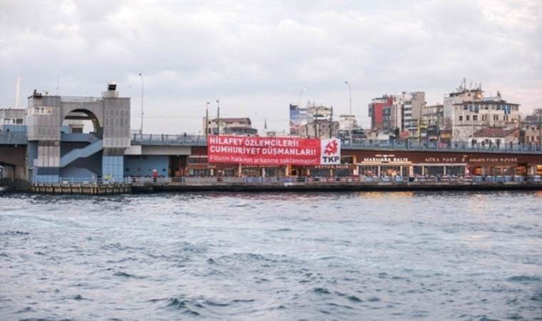TKP’den pankartlı protesto: ‘Hilafet özlemcileri, Cumhuriyet düşmanları…’