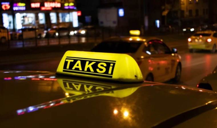 8 Ocak'ta belli olacak... İstanbul taksicileri yine zam istiyor: 'İndi-bindi 120 TL olsun'