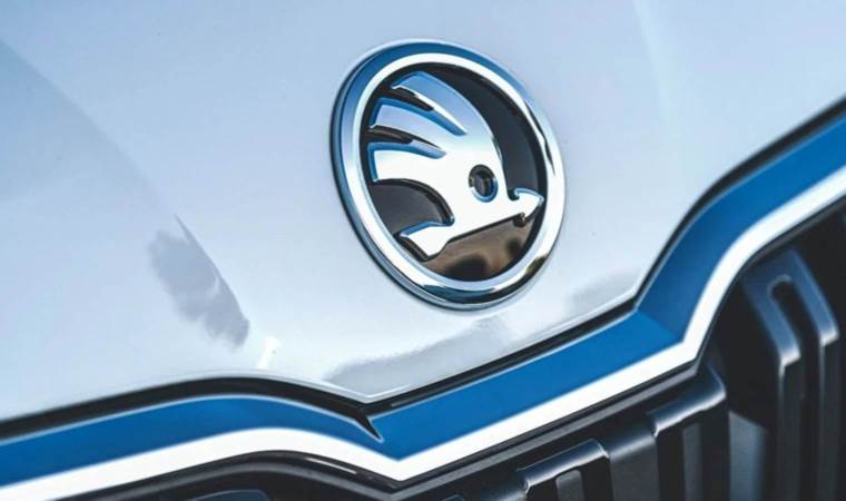 Makyajlı Skoda Octavia dizel, benzinli ve hibrit motorlarla geliyor