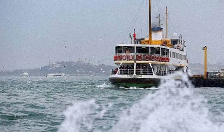 İstanbul'da deniz ulaşımına hava muhalefeti engeli