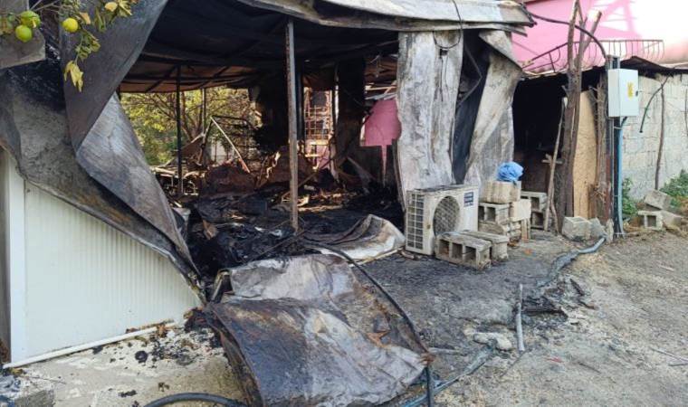 Hatay'da prefabrik evde çıkan yangında 2 çocuk hayatını kaybetti