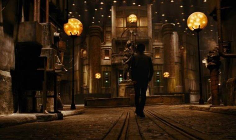 Güneş'te delik açıldı: Tüm dünya karanlığa gömülebilir