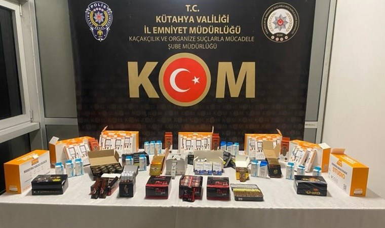 Kütahya'da kaçak cinsel gücü artırıcı ilaçlar ele geçirildi