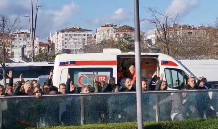 Son dakika... UKOME toplantısının ardından taksicilerden İBB binasına taşlı saldırı! 2 gözaltı