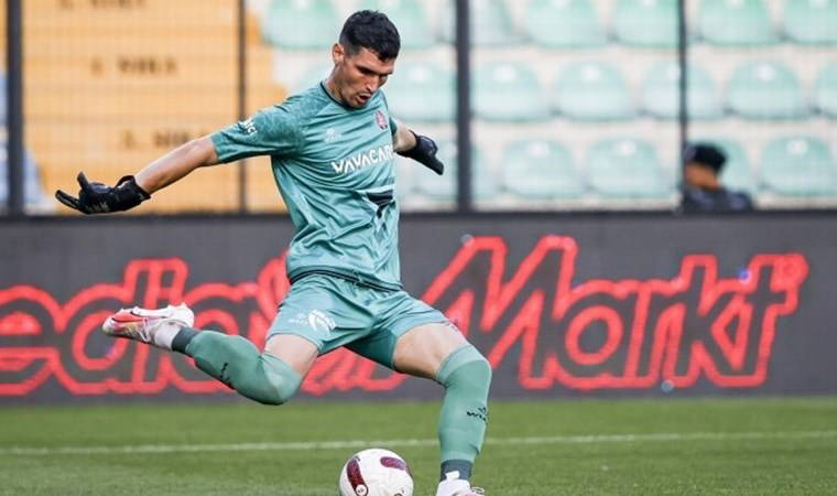 Süper Lig ekibinin tecrübeli ismi İspanya'ya transfer oldu!