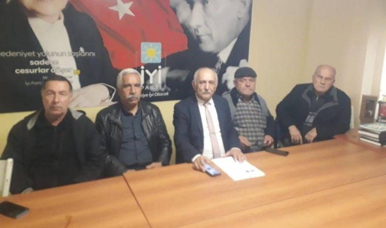 İYİ Parti’de deprem: Aday adayı 100 kişiyle istifa etti