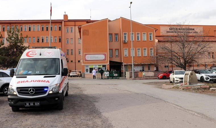 Kayseri'de zehirlenme şüphesi: 12 öğrenci hastanelik oldu