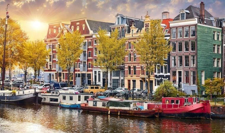 Unusual Payroll: “Türkiye Hollanda’ya yüksek vasıflı göçmen kazandıran ülkeler arasında liderliğe oynuyor”