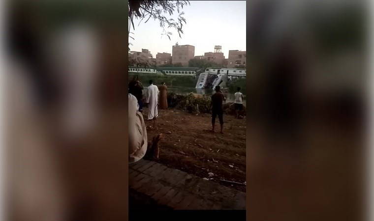 Mısır’da tren kazası: Çok sayıda yaralı var