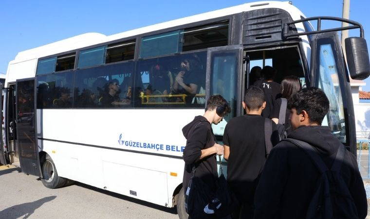 Güzelbahçe Belediyesi’nden ücretsiz okul servisi