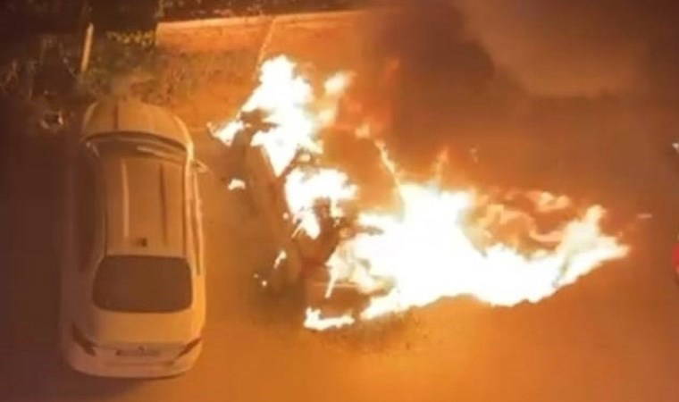 Konya'da polis memurunun aracı kundaklandı