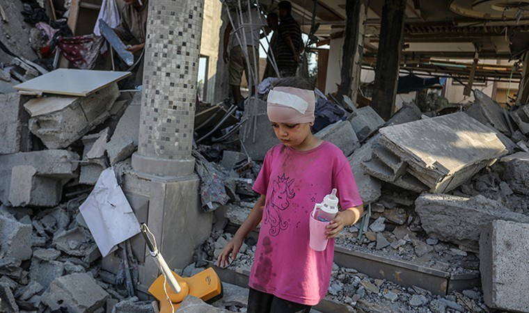 Yandaş gazeteci hedef aldı, cevap gecikmedi!