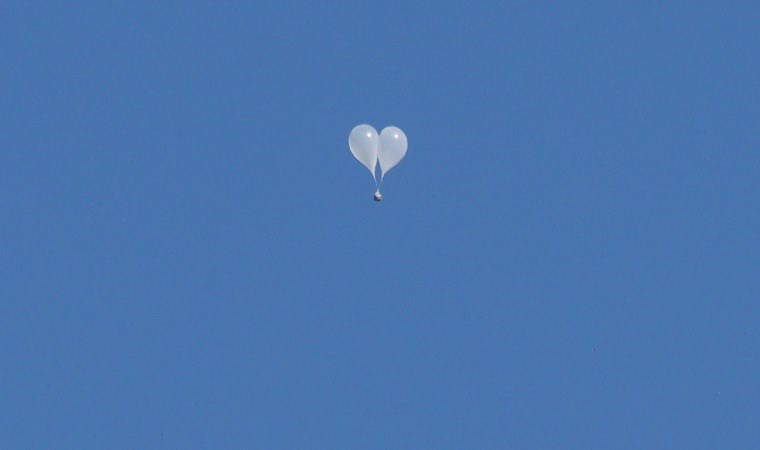 Kore Yarımadası'nda ipler gerildi: 'Devlet Başkanlığı yerleşkesine düştü'