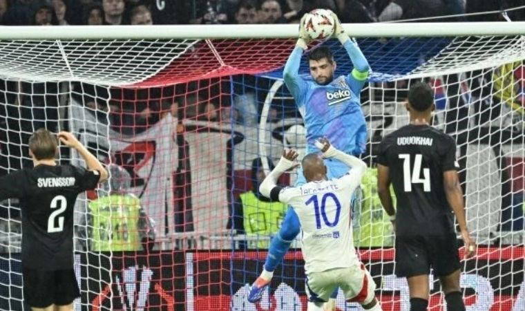 "Futbol bu, tepki de olur sevgi de"