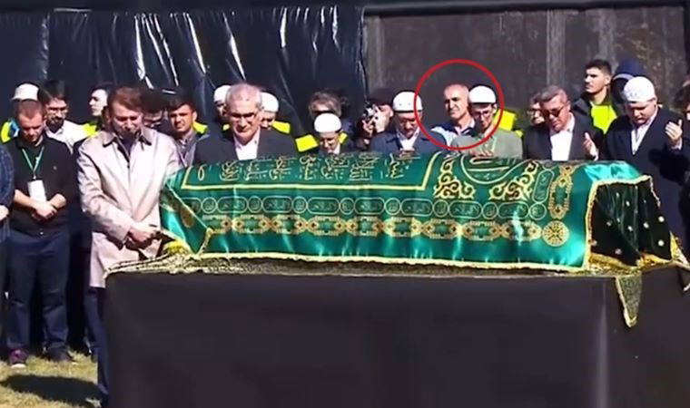 Tabutun başında ortaya çıktı!