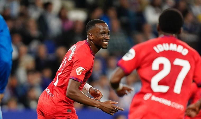 Sevilla, deplasmanda 2 golle kazandı