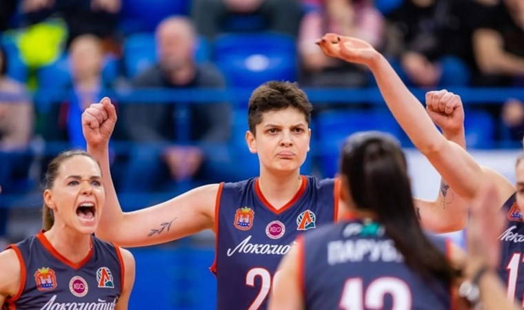 Hakem anında oyundan attı!