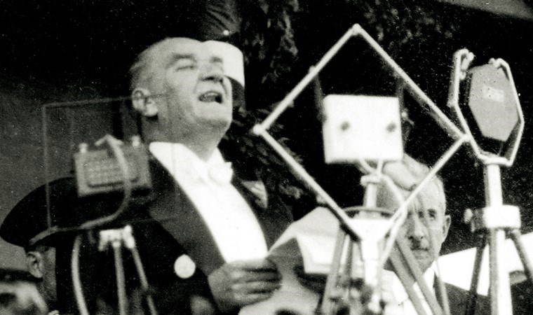 Hâkimiyet kayıtsız şartsız milletindir