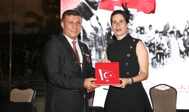 Başkan Denizli: Cumhuriyet, bizleri aydınlatmaya devam ediyor