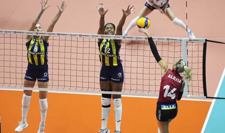 Voleybolda dev derbi: Fenerbahçe, Galatasaray'ın serisini bitirdi!