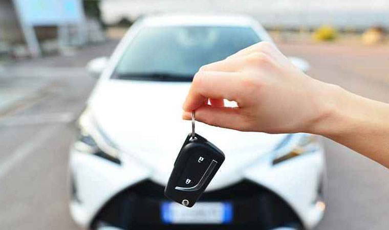 Yeni araba hayali kurarken milyonlarca lira dolandırıldılar