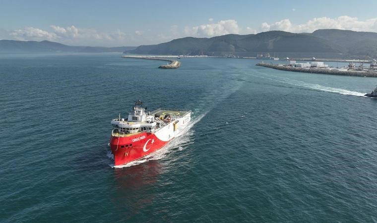 Yankı Bağcıoğlu'ndan Somali'ye gemi gönderilmesine tepki: 