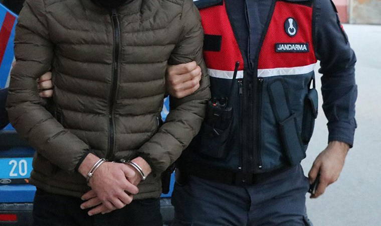 'Kumarhane' olarak kullanılan çiftlik evine operasyon: 2 kişi yakalandı