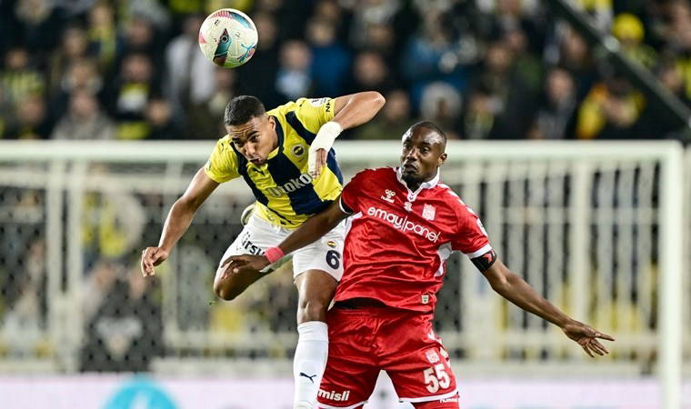 Eski hakemler Fenerbahçe - Sivasspor maçını yorumladı: Fenerbahçe'nin golünde elle oynama var mı?