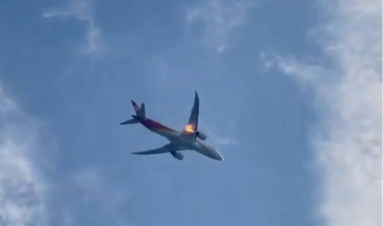 Uçak, kuş çarpması sonucu motor yangını nedeniyle acil iniş yaptı