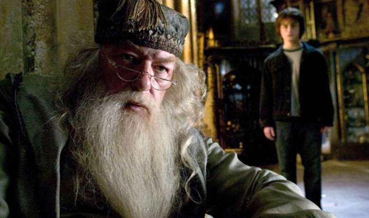 'Harry Potter' dizisinde gelişmeler sürüyor: Dumbledore'u canlandıracak isim kim olacak?