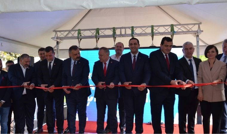 Narlıdere'de Emekliler Lokali ve Kent Lokantası açıldı
