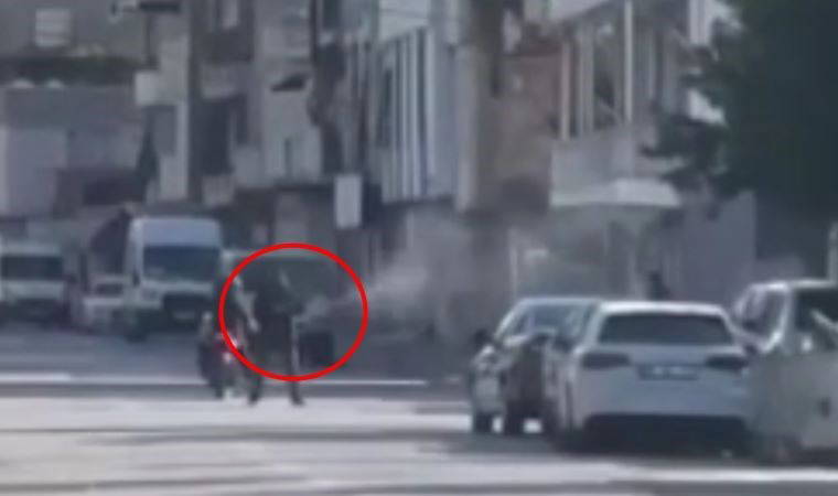 Uzun namlulu silahla taradı: 'Haraç' saldırısı kamerada