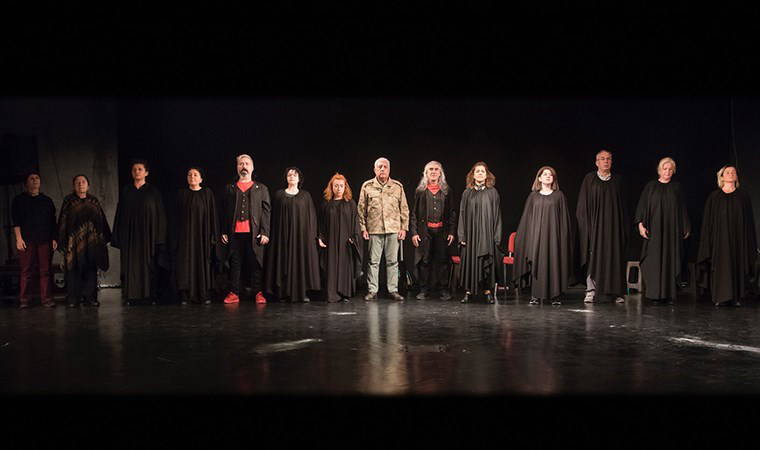 İstanbul Düş Sahnesi'nden bir politik tiyatro daha: 'Barış Ellerimizde'