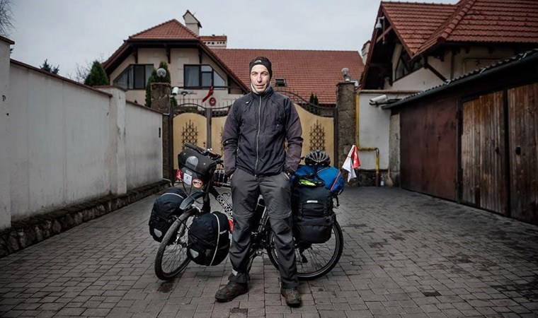 '9 bin 500 kilometre kat etti...'
