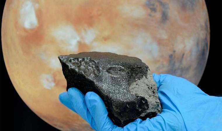 Mars'ın 'yaşanabilir' geçmişine işaret etti...