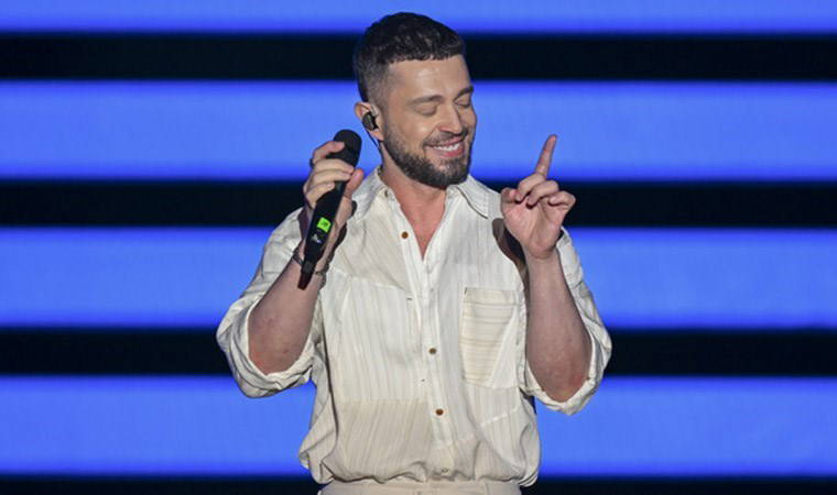 Servetinin 60 milyon dolar olduğu söylenen Murat Boz'dan yanıt geldi!