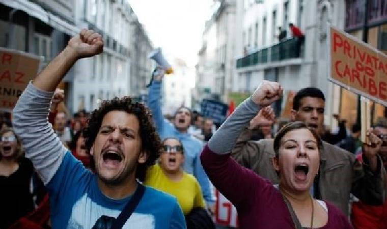 Portekiz’de grevler ve gündelik yaşam - Ayşenur Tanrıverdi