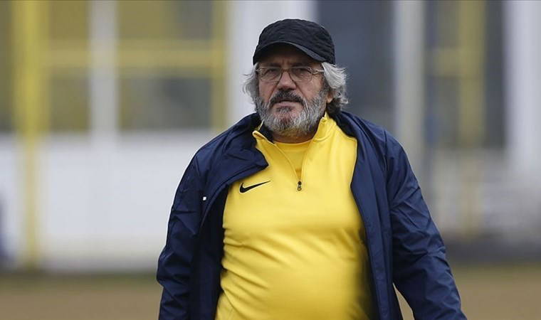 Futbolcusunun üzerine yürüdü