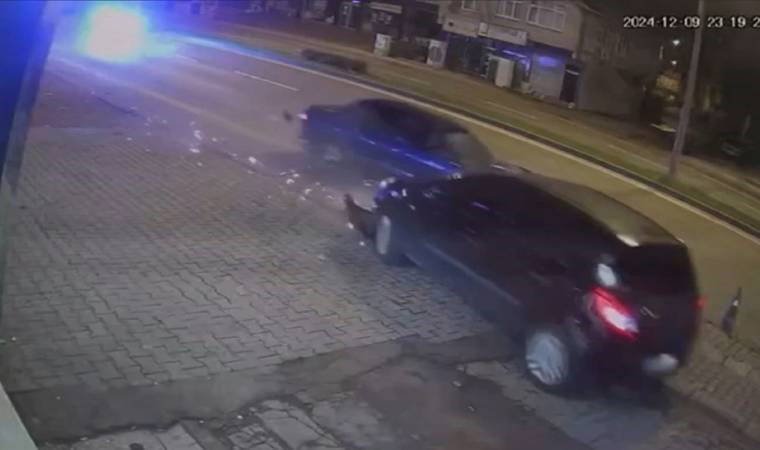 Zonguldak'ta kontrolden çıkan araç iki otomobile çarptı: 4 yaralı