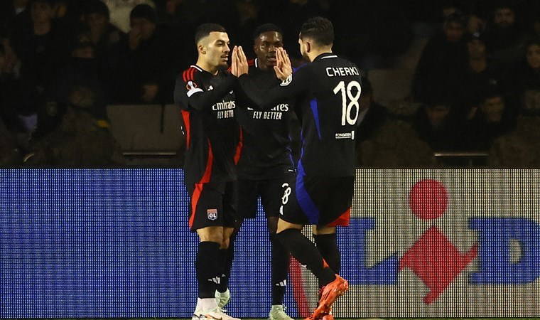 Silahlı saldırganlar tehdit etti