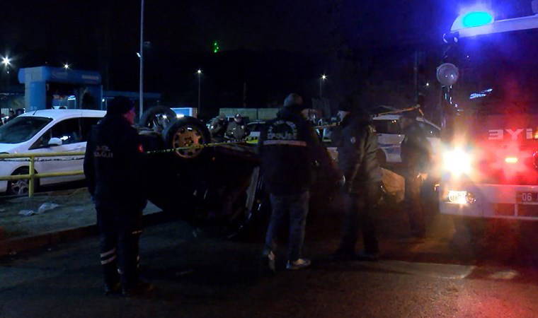 Ankara'da feci olay... Kaza yaptıkları aracı kontrol ederken canlarından oldular: 2 ölü, 1 yaralı