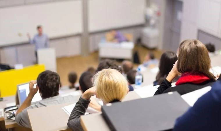 Resmi Gazete'de yayımlandı: 6 üniversiteye 105 akademisyen alımı yapılacak!