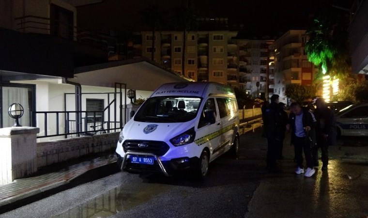Motosikletle gelip işyerine kurşun yağdırdı!