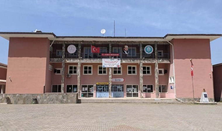 Amasya'da lisede taciz skandalı: O müdüre ceza verildi