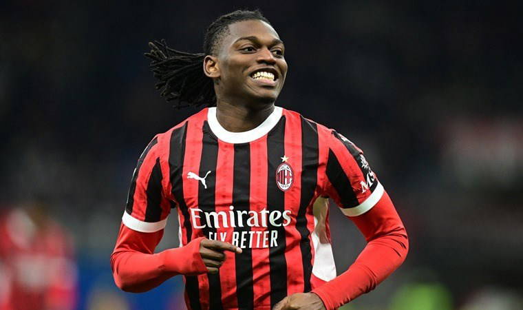 Rafael Leao'ya Barcelona'dan yakın takip